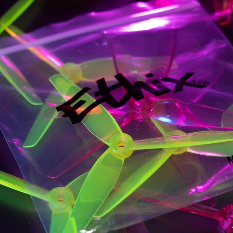 HQ <B>ETHIX P3.5 RAD BERRY</B> PROPELLERS (2CW+2CCW)